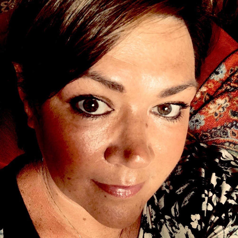 Meet your Posher, Brona